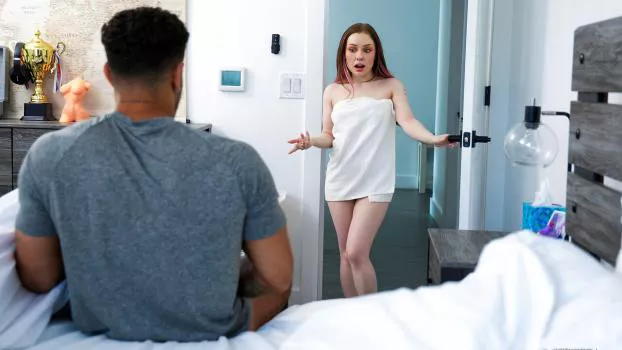 PrincessCum – Haley Spades Whoever Gets Naked First Gets The Shower