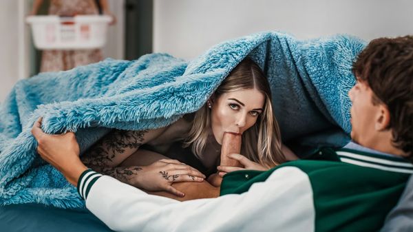 [FamilyStrokes] Aubree Blaire, Naomi Ryder – “Rate How I Fuck” – Taking First Place in My Stepbro’s Sex Rankings